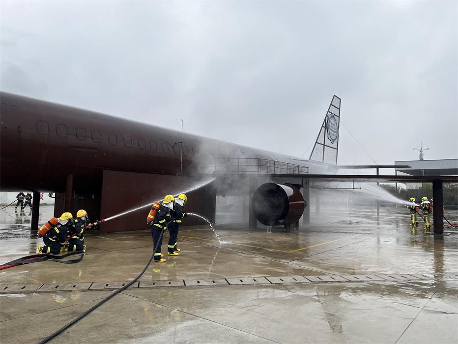 2023年第49期航空器真火实战培训